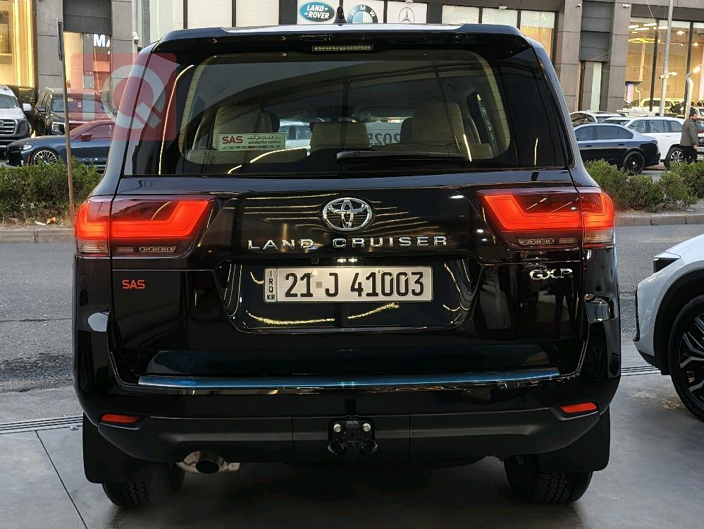 تويوتا لاندكروزر